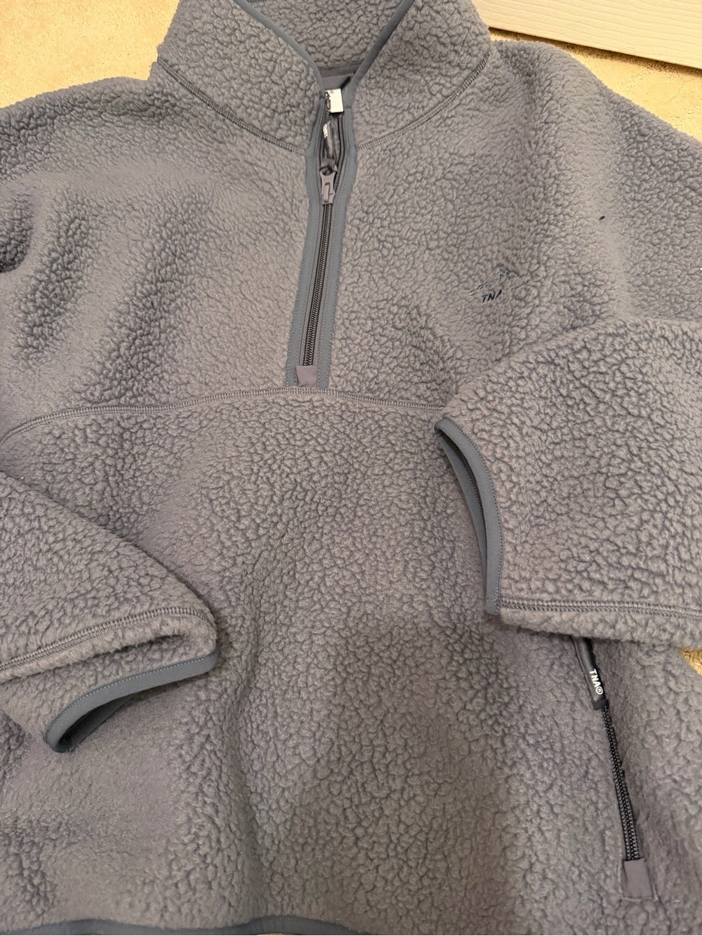 aritzia thermal - Picture 3 of 3